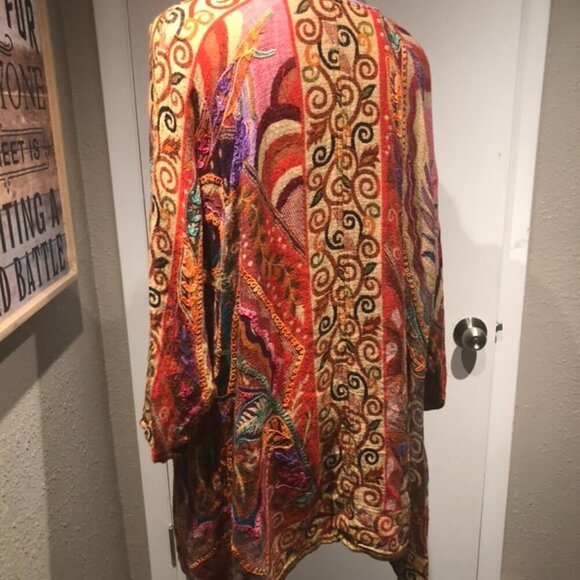 LIKE NEW KIMONO HAND EMBROIDERED WOMENS MEDIUM BY ANU - Picture 10 of 12